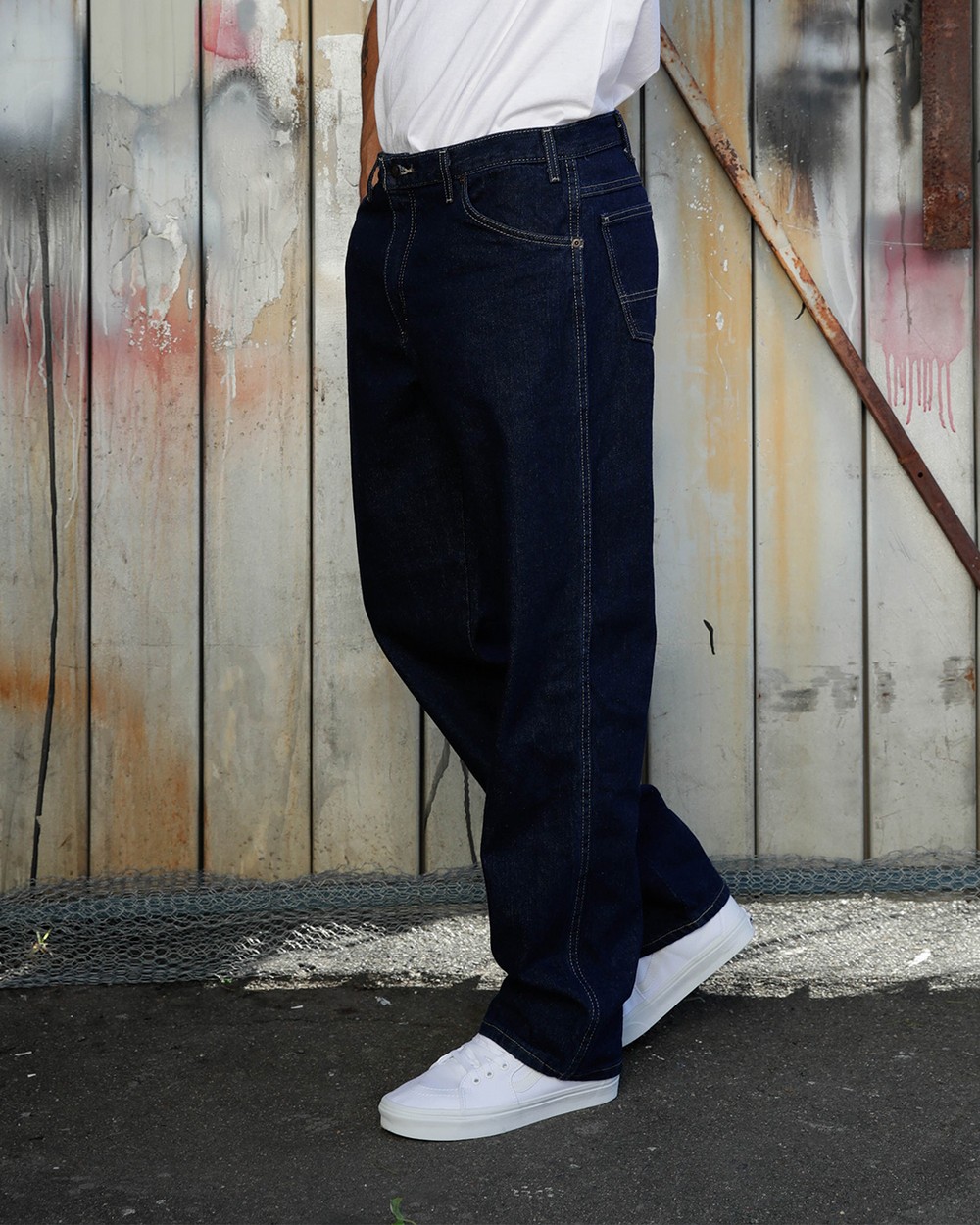 Relaxed Straight Fit 5-Pocket Denim Jeans | Dickies NZ